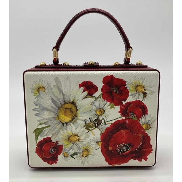 Dolce and Gabbana Dauphine Box Bag in
NWOT condition. Matching removable shoulde - Picture 2 of 8